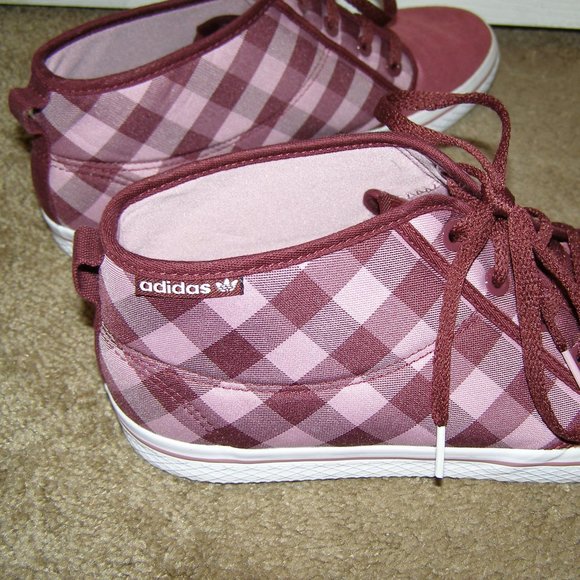 size 9 Ladies ADIDAS Suede & textile Casual shoes - Picture 6 of 13